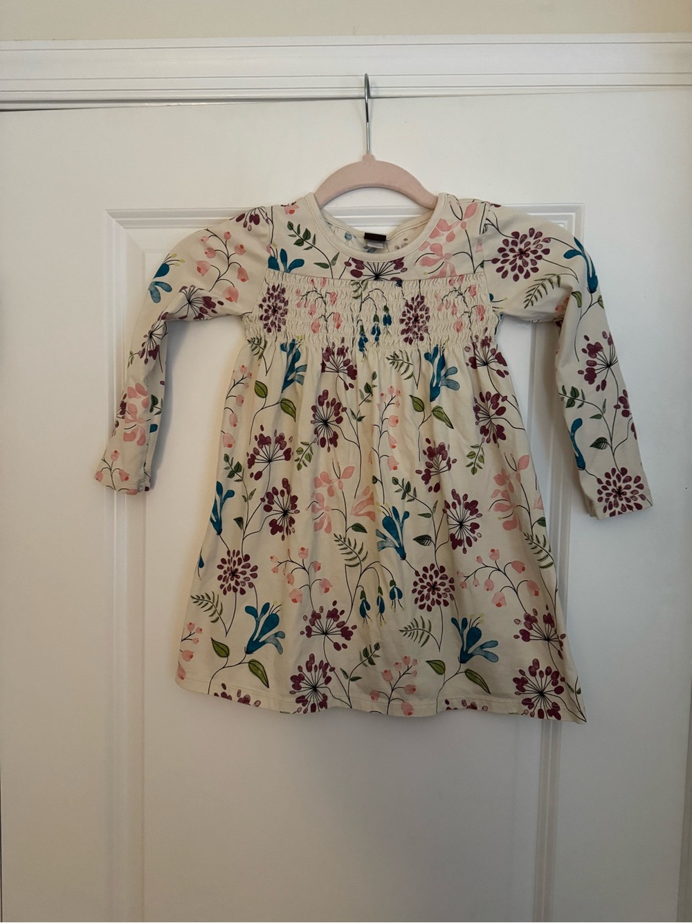 TEA dress size 4